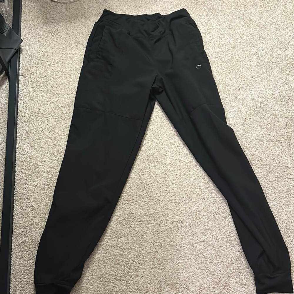 Black wonder wink jogger scrubs